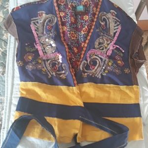 Womens A Common Thread Wrap Shawl